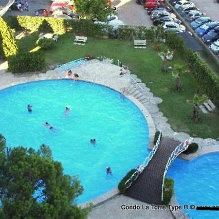 Appartamento Lignano Sabbiadoro with pool Esterno foto