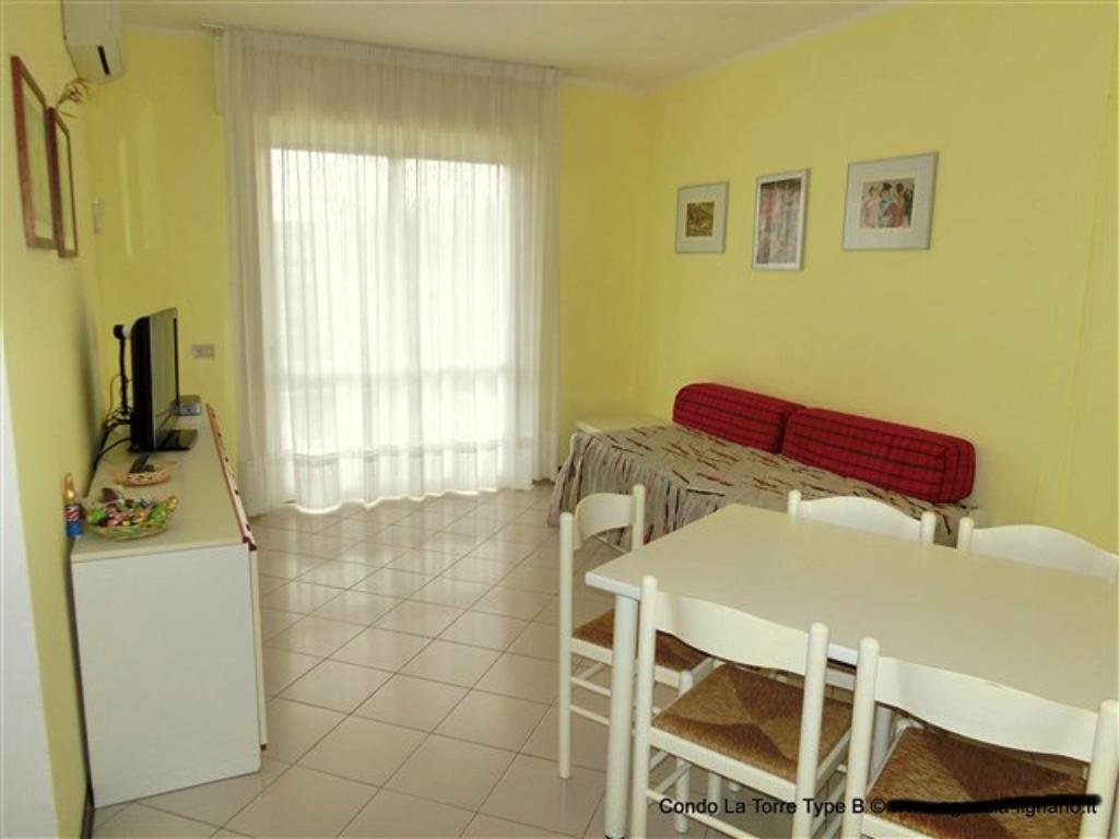 Appartamento Lignano Sabbiadoro with pool Esterno foto